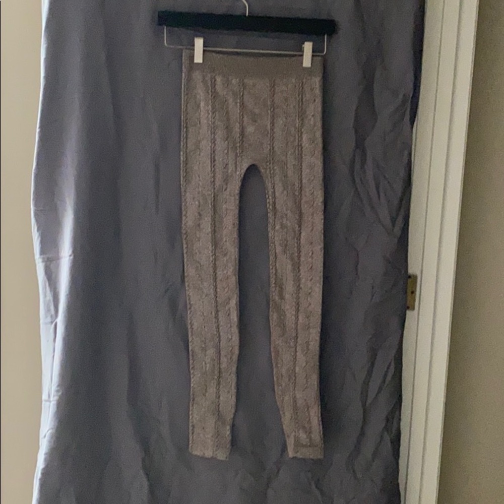 Nikibiki leggings